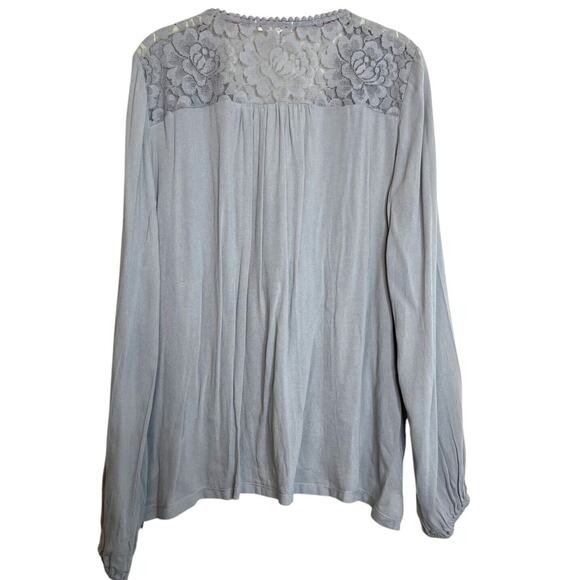 Taylor & Sage Womens Faux Wrap Blouse Large Light Gray Lace Crochet Cottagecore - Picture 3 of 6